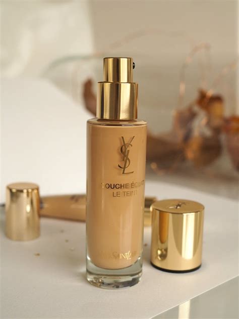 YSL Touche Eclat Le Teint Foundation Review 